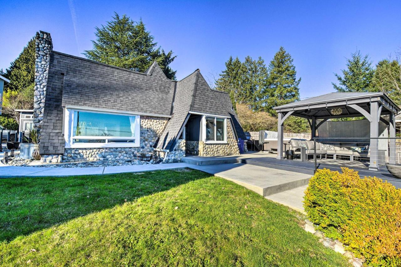 Puget Sound Cabin With Hot Tub And Water Views! Bremerton Ngoại thất bức ảnh
